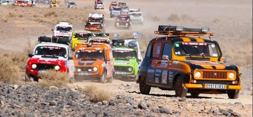 Défi : un jeune couple se lance dans le 4L Trophy!