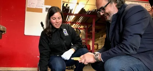 "Artisan d'un jour" - La Députée Anne-Laure Cattelot chez Sambre...
