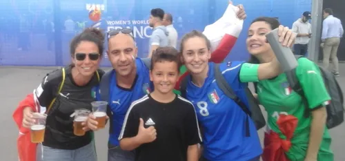 Coupe du Monde de Football Féminin - Célian au match Italie-Brésil...