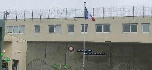 Maubeuge - Un détenu s'ouvre les veines, "le sol de sa cellule...