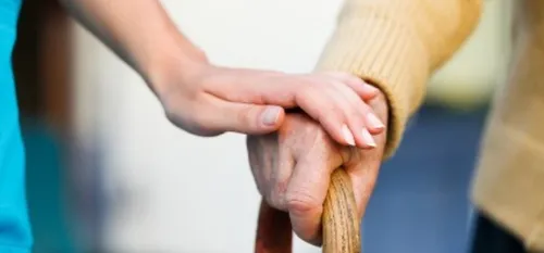 Les services à la personne recrutent, notamment dans l'Avesnois !