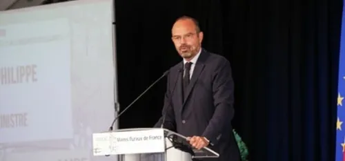 Edouard Philippe a rencontré la famille du policier Louvroilien défunt