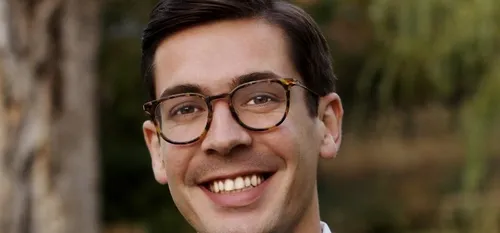 Municipales 2020 - 4 minutes pour convaincre : Aymeric Merlaud,...