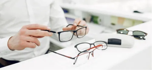 Galerie fermée : "et pour les lunettes ?"