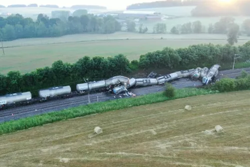 Un accident spectaculaire sur la ligne Hirson-Charleville à...