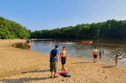 La plage et la base de loisirs des étangs des moines à Fourmies...