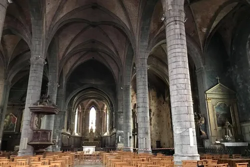 N’oubliez pas la Collégiale d’Avesnes !