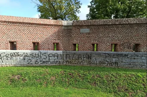 Maubeuge - Après les tags, un homme d'une quarantaine d'années...