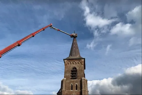 Pourquoi l'église St Sulpice de Ramousies n'a plus son coq ?