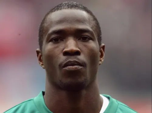 John Utaka signe à Sedan