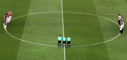 Hommage du football français aux victimes des attentats