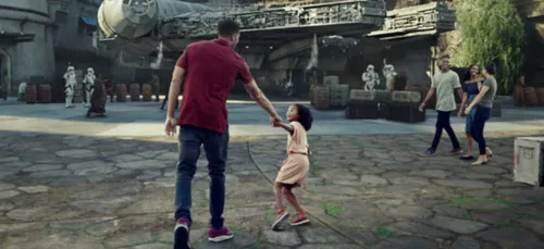 Disneyland dévoile le land "Star Wars"