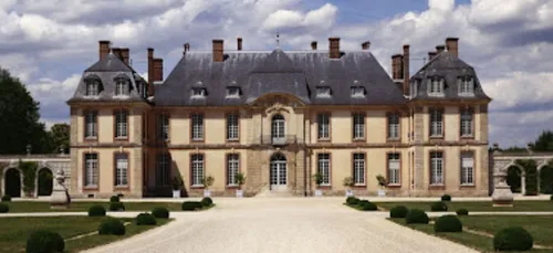 Carte Postale : Champagne FM vous emmène au château de la Motte-Tilly