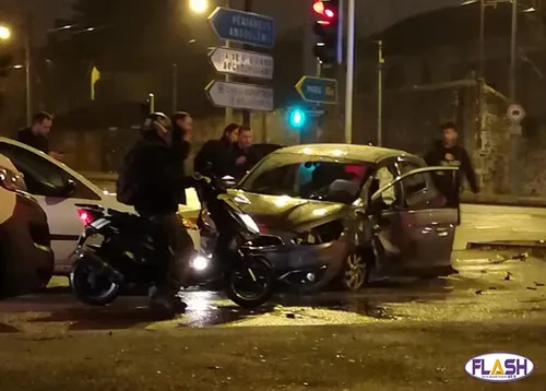 Deux blessés dans un accident impliquant une ambulance