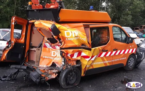 Accident impliquant un fourgon de la DIR Centre-Ouest