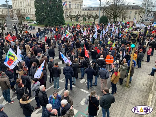 Entre 4 000 et 16 000 personnes contre la réforme des retraites