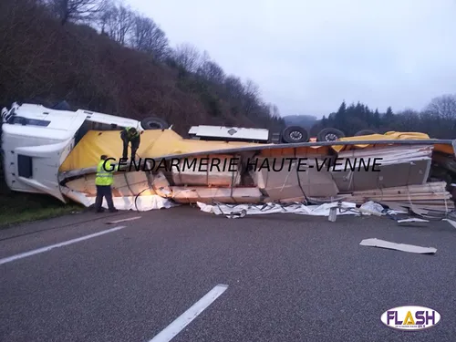 l'A20 et la RN 147 bloquées après deux accidents de Poids lourd