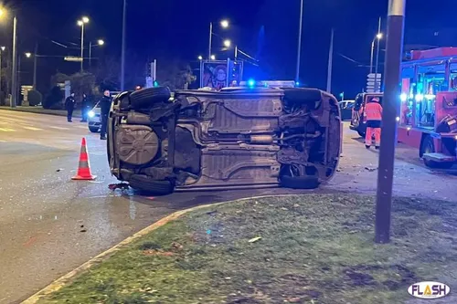Accident spectaculaire au carrefour d'Oradour-sur-Glane à Limoges :...