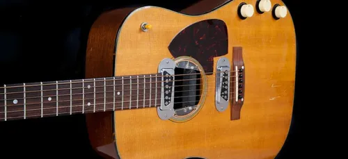 Record : la guitare de Kurt Cobain vendue 6 millions de dollars