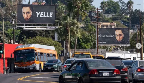 Yelle sur des panneaux publicitaires à Los Angeles