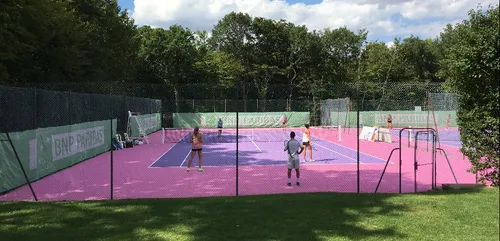 Tournoi International de Tennis féminin à Norges-la-Ville