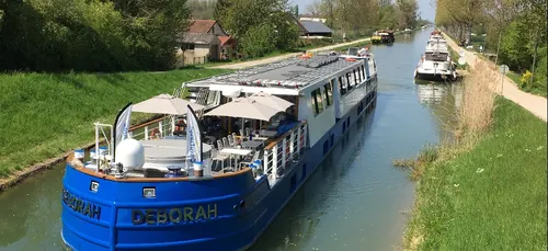 La voie verte du Canal de Bourgogne labélisée « Vélo & Fromages »