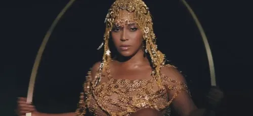 "Black is King" : Beyoncé annonce son film sur Disney+