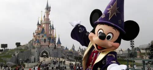 Disneyland : le petit détail dans leur nouvelle pub qui est en fait...