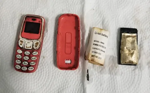 Un homme de 33 ans avale un Nokia 3310, les médecins lui sauvent la...