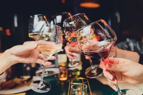 Trois Français sur dix consomment plus d'alcool que les seuils...