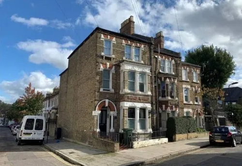 Londres : un appartement de 7 m² s'est vendu 107 000 €