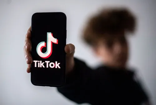 Une enquête sur les potentiels effets "néfastes" de TikTok sur les...