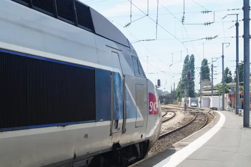 L'intelligence artificielle au service de la SNCF pour réduire les...