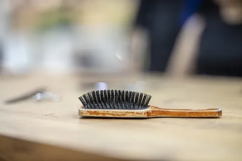 Comment s’occuper de ses cheveux en période de confinement ?