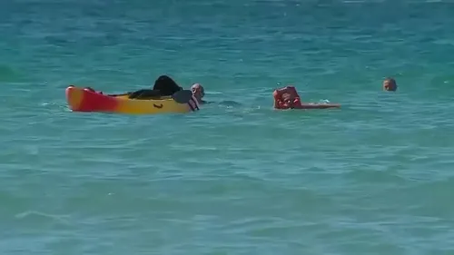 Quand le président du Portugal sauve 2 femmes de la noyade (vidéo)