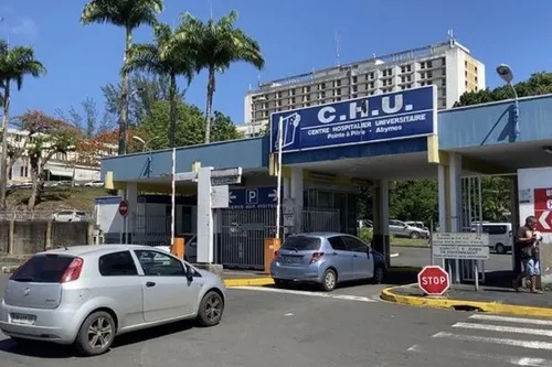 Covid-19 : le plan blanc activé en Centre Hospitalier de Guadeloupe...