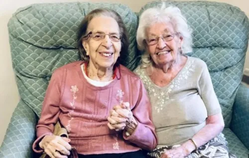 Meilleures amies depuis 1941, ces deux Britanniques de 89 ans ont...