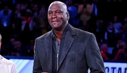 L’ex-star du basket Michael Jordan va ouvrir une seconde clinique...