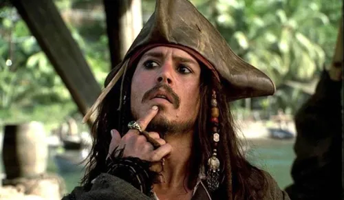 Disney a définitivement refusé de faire apparaître Johnny Depp dans...