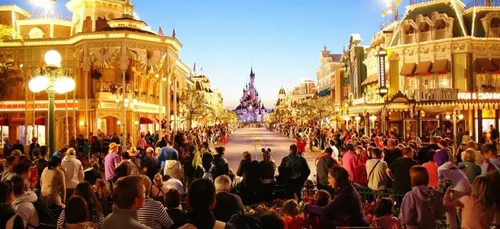 Disneyland Paris restera fermé au moins jusqu’au 2 avril