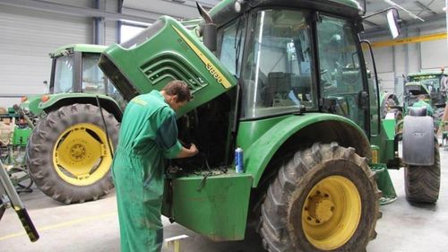 Postes de technicien de maintenance matériels agricole