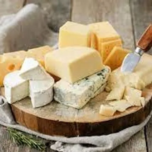Suivez Le Guide 2022-Découverte des fromages fabriqués dans le Pays Virois avec Nathalie DAUNAY