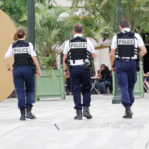 Contrôlés, fouillés, ignorés par la République ? 