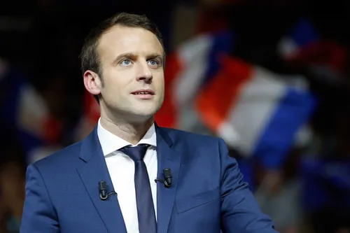[ SOCIETE ] Nomination du Nouveau Premier Ministre : Emmanuel...