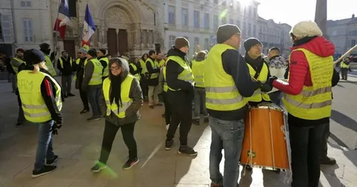 [SOCIETE]: Ils étaient une centaine ce matin dans le centre ville...