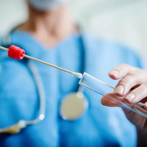 [ Santé ] Tests salivaires pour l'Endométriose : Révolution et...