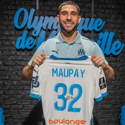 [ SPORT ] Neal Maupay le nouvel attaquant de l'Olympique de...