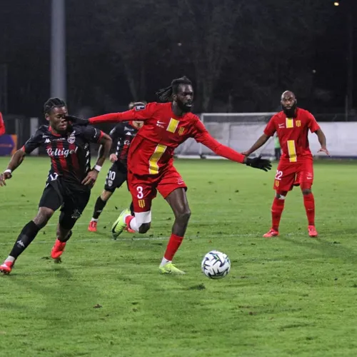 [ FOOT ] Martigues chute à Guingamp et voit les barrages se...