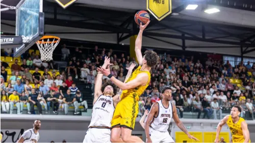 [Basket ] Fos Provence au bord du gouffre après une défaite cruelle...