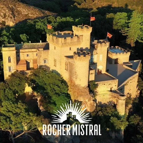 [ Culture - Loisir ] Rocher Mistral - La Barben : Plongez dans...